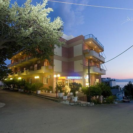 Hotel Kallithea Лутра-Эдипсу Экстерьер фото