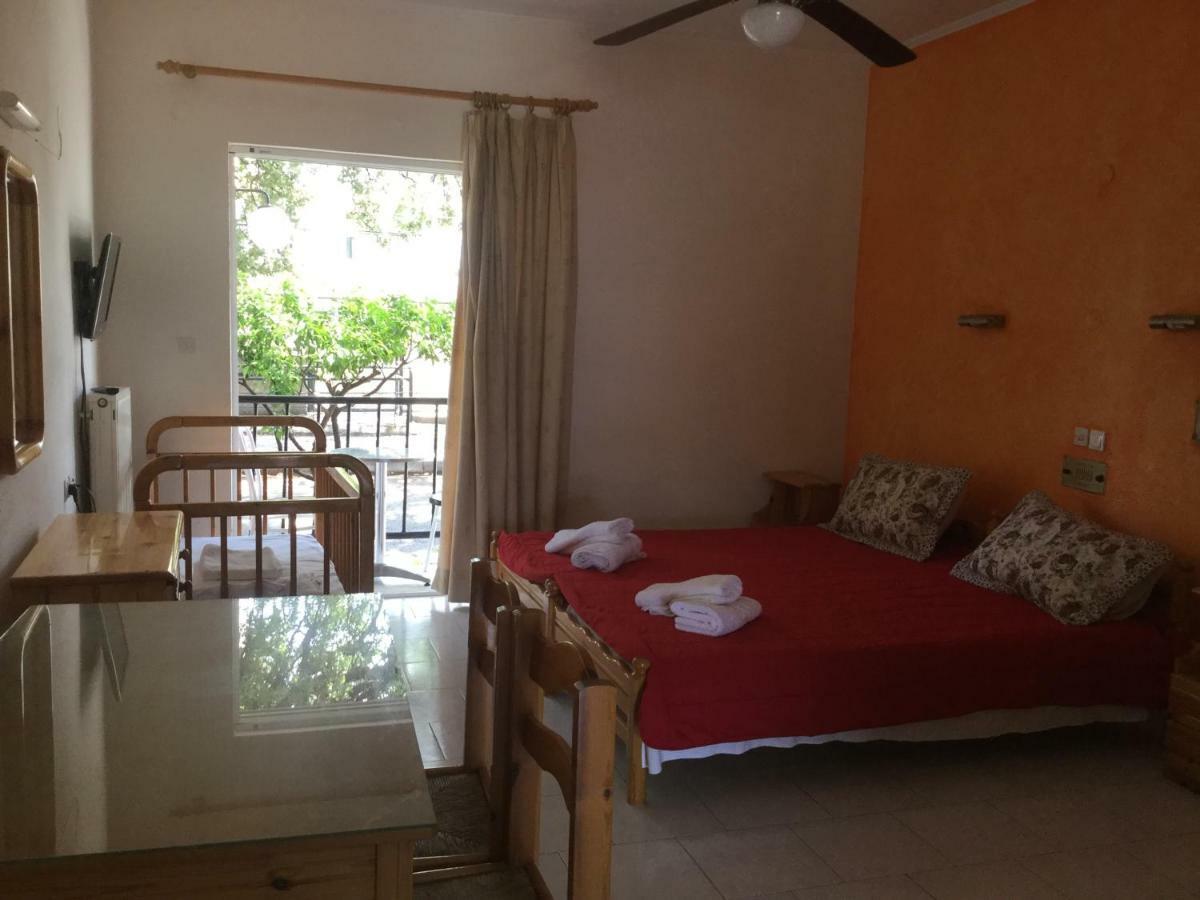 Hotel Kallithea Лутра-Эдипсу Экстерьер фото
